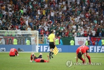 정교함 떨어진 역습·부족한 체력…끝내 무너진 태극전사