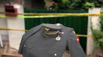 흉기 난동 제압하려다…출동한 경찰 1명 사망·1명 부상