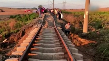 [해외 이모저모] 터키서 열차 탈선…10명 숨지고 73명 부상