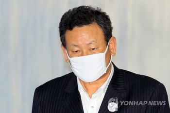 'MB 재산관리인' 이영배 징역 5년 구형…90억대 횡령·배임