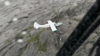 [해외 이모저모] 미 알래스카서 경비행기 추락…전원 '기적 생존'