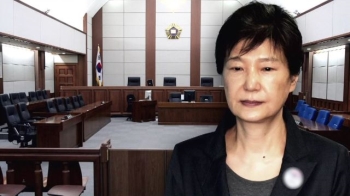 박근혜 '특활비·공천개입' 1심서 징역 8년 늘어…총 징역32년
