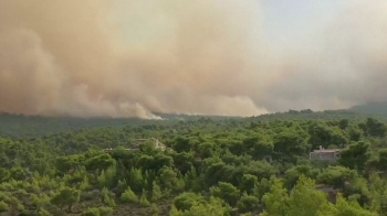 [해외 이모저모] 그리스 아테네 인근서 대형 산불…주민 대피