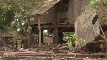 물 빠진 라오스 피해 현장 처참…집 붕괴되고 진흙 가득