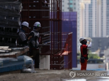 이총리 “정부·지자체·공공기관 발주공사 낮시간대 작업 중지“