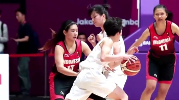 여자 농구 단일팀, 인니에 대승…종합대회 사상 첫 승리