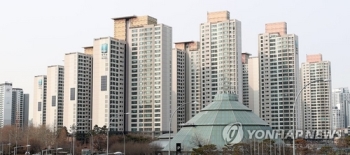 정부 “서울 부동산 과열…투기지역 등 추가지정 검토“