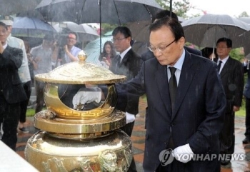 이해찬, 야당 지도부에 “법안·예산 잘 통과…난제 풀어가자“