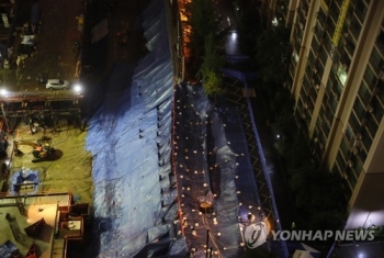 금천구 “공사장 지반붕괴 인근 아파트 기울기 '이상 없음'“