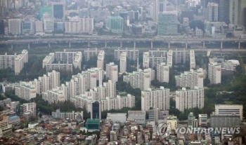 9월 서울 아파트 거래량 8월 넘었다…정부대책 앞두고 거래 급증