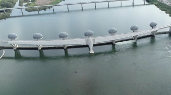 한강 '이포보' 최초 개방…4대강 13곳 수문 열린다 