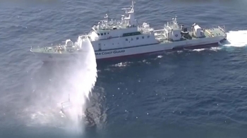 “북한 오징어잡이 1500척, 일본 해역서 단속선과 충돌“