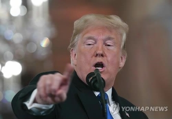 북한 “서로 분주하니 미루자“…북미회담 연기제안 배경 주목