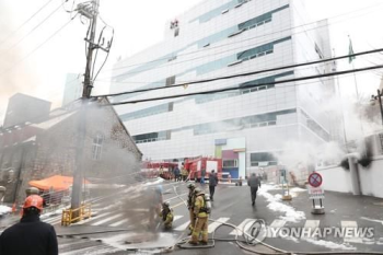 KT아현지사 화재… 통신장애에 시민 불편 '장기화'