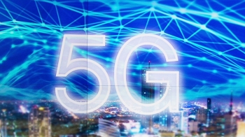 세계 첫 '5G 시대' 열렸다…일반 소비자는 내년 3월부터