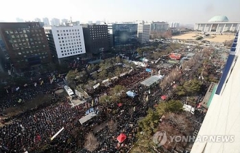 “카풀 반대“ 전국 택시 절반 멈춰…서울 운행률 60%·경인 40%대