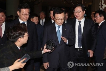 이해찬, '장애인 비하 발언' 논란 지속…보수 야당 “대표 사퇴하라“