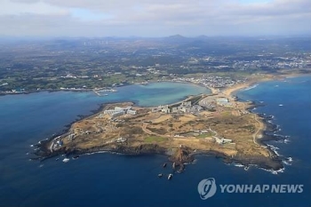 “제주2공항 건설, 자연훼손 최소화하고 주민과 소통 거쳐 진행“