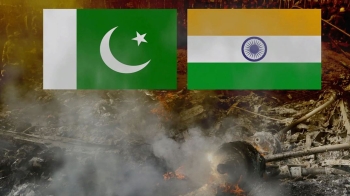 파키스탄, 인도 공군기 2대 격추 '갈등 최고조'…국제사회 우려