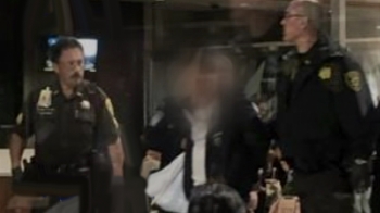 한국인 승객 난동에 '회항'…공항 도착 뒤 FBI가 체포