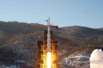 38노스 “북 동창리 미사일 발사장 재건 시작“…위성사진 분석