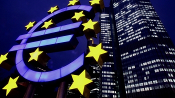 EU “연말까지 금리 유지“…경제성장 전망 대폭 낮춰