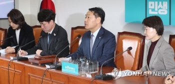 김관영 “선거제 개혁 너무 중요…패스트트랙 협상 계속“