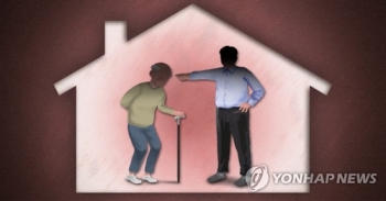 저출산·고령사회 일본, 아동학대도 노인학대도 '사상 최다'