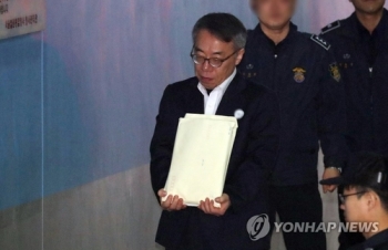 임종헌 “기자들, 기사 형태 보도자료 좋아해“…'기사 대필' 부인