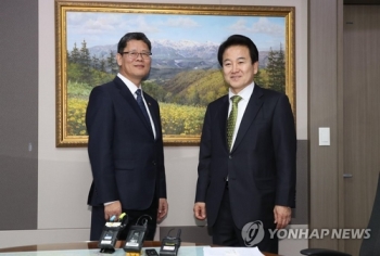 김연철 “국회 자주 찾아 설명하겠다“…한국당은 '면담 거부'