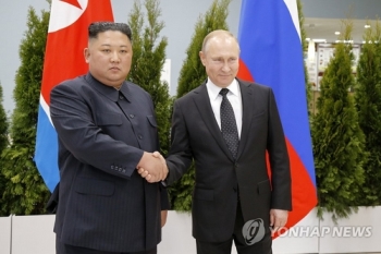 김 “세계초점 한반도 집중“·푸틴 “북 노력 환영“…정상회담 시작
