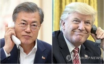 한미정상, 오늘밤 통화…'북 발사체' 관련 한반도 정세 논의