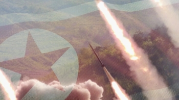 북한, '미사일 사진' 또 공개…이번에도 김 위원장 참관