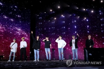 방탄소년단, 미 '빌보드 200' 8위…4주 연속 '톱10'