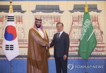 문 대통령 “중동 최대교역국“…사우디 왕세자 “기업 협력 구축“