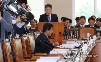 여당 “버닝썬 수사 용두사미“…민갑룡 “나름대로 낱낱이 수사“