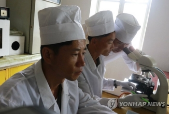 통일부 “돼지열병 협력 북한 반응 없어“…한달 가까이 '무응답'