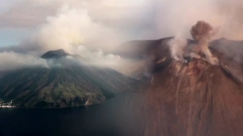 “하늘에서 불, 지옥 같았다“…이탈리아 휴양지서 화산 폭발