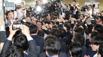 민주·정의당 “협조“…한국당, '경찰 출석 거부' 재확인