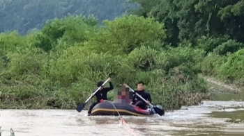 울산 울주군서 불어난 하천에 고립된 야영객 4명 구조