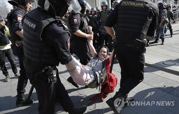 러시아 공정선거 촉구 시위서 1천400명 체포…강경진압 논란