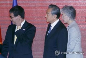 고노, 백색국가 한국 제외 “WTO협정과 양립가능…문제 없어“