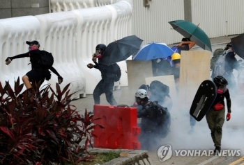 중국 외교부, 미국 '홍콩시위 두둔' 비판…“폭력시위 조장 멈춰야“