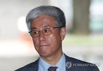 'DJ 뒷조사' 박윤준 전 국세청 차장 1심 무죄…검찰, 항소 방침