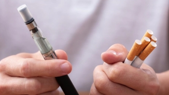 전자담배로 담배 끊는다?…10명 중 8명은 '중복 흡연'