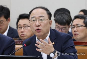 홍남기 “내년 예산 513조원대…올해 대비 9%초반대 증가“
