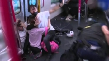 부상자 치료 막아선 홍콩 경찰…구조대 '오열' 영상 퍼져 