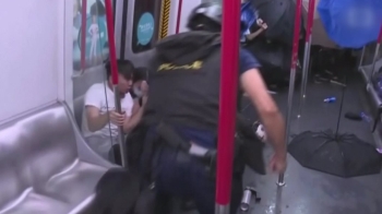 부상자 치료 막아선 홍콩 경찰…응급구조대원 '오열'