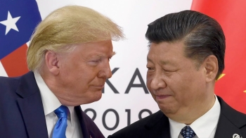 트럼프 “무역 협상 지연시키지 말라“…시진핑 “장기 투쟁“