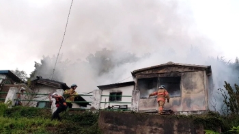 경남 진주 단독주택서 화재…600여 만원 재산피해